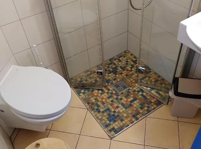 Stadthalle 호텔 울첸