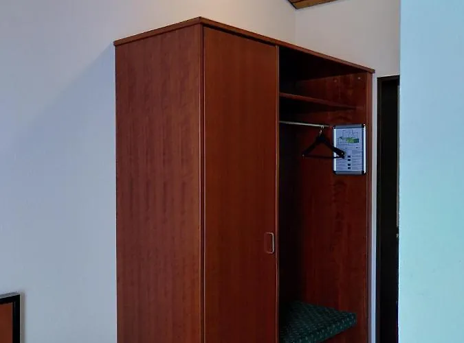 호텔 Stadthalle 울첸